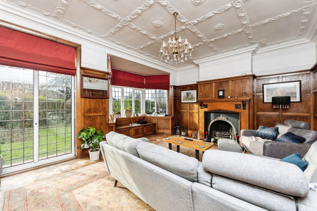 Property photo 2 of 16