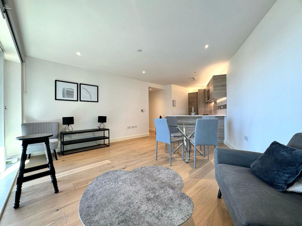 Property photo 2 of 12 Gallery