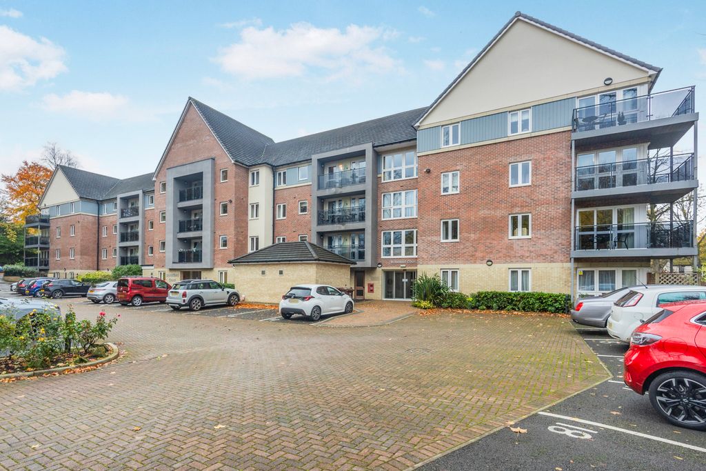 Property photo 1 of 15