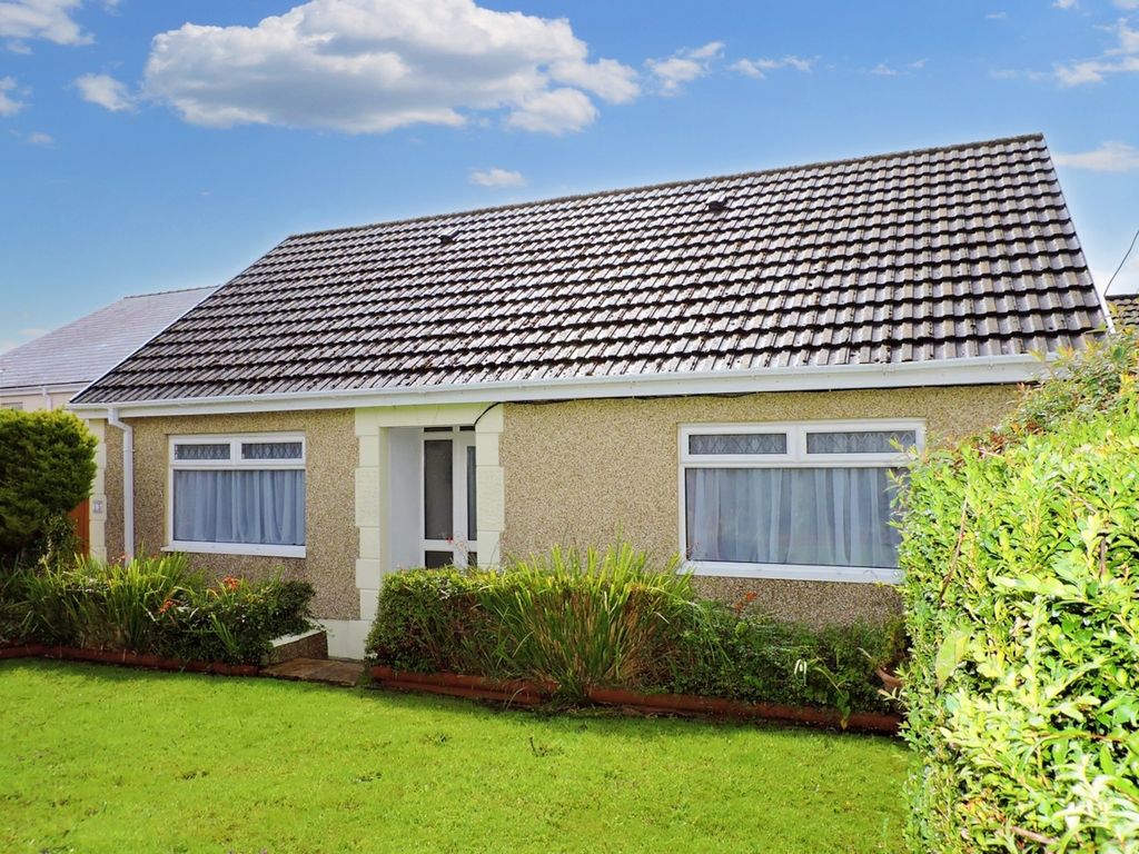 Property photo 1 of 30