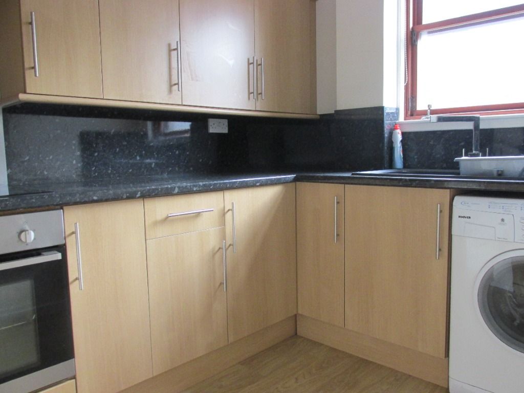 Property photo 3 of 6