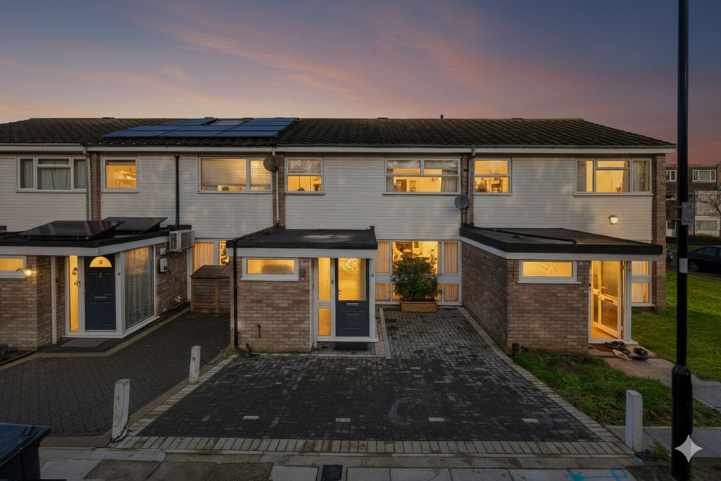 Property photo 2 of 10