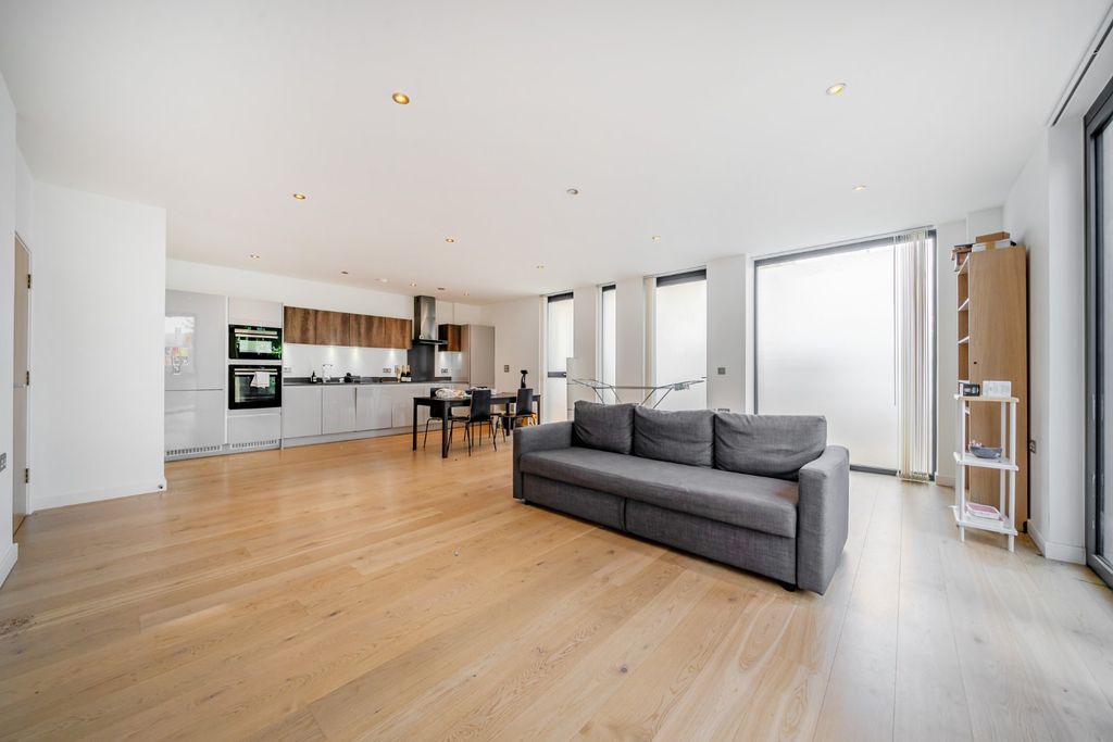 Property photo 3 of 20 Picture No. 20