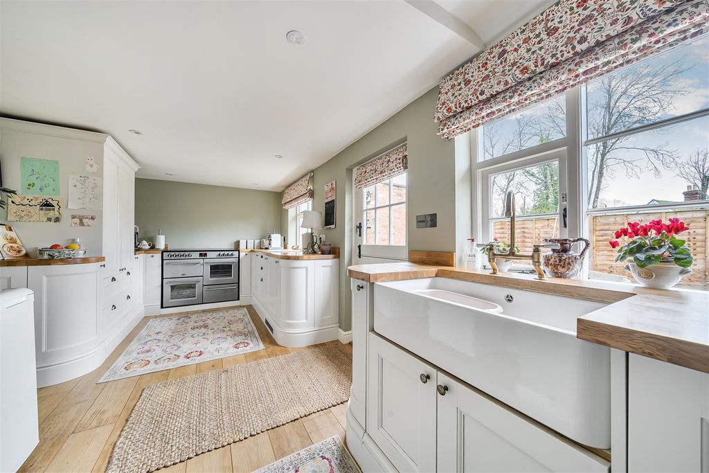 Property photo 3 of 21 1417220-12-699709d0Df6E4.Jpg