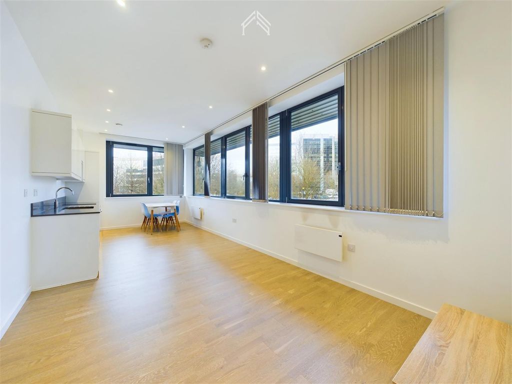Property photo 1 of 9 Cam02700G0-Pr0099-Still001.Jpg