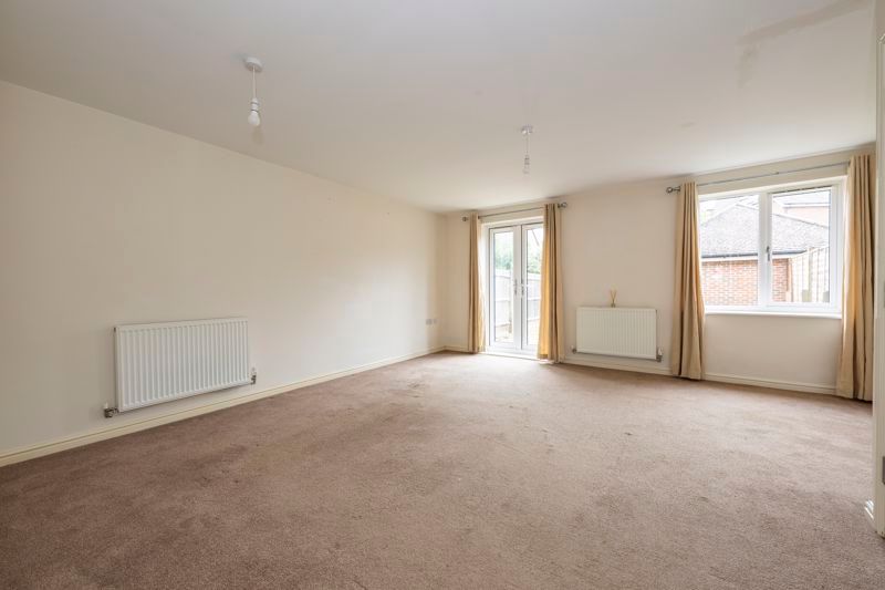 Property photo 3 of 26 Photo 6