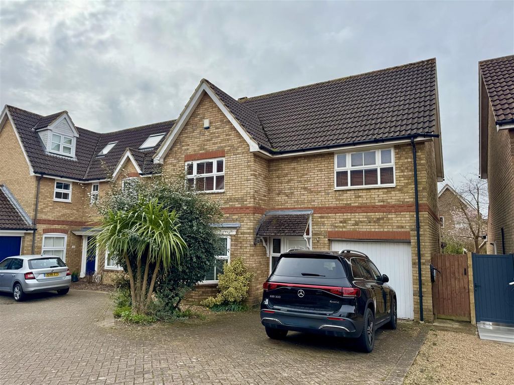 Property photo 1 of 12 Front