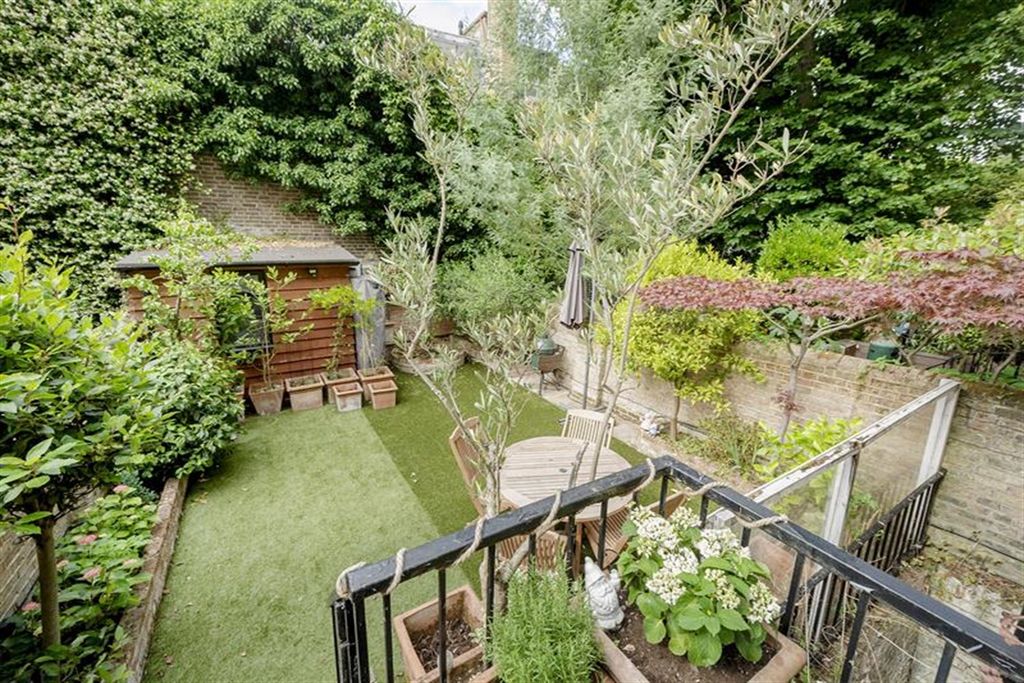 Property photo 1 of 10 (Main)