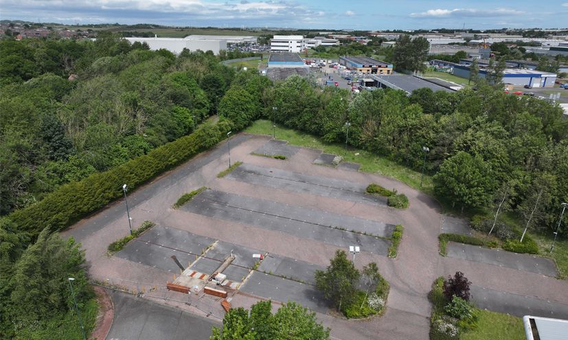 Property photo 1 of 3