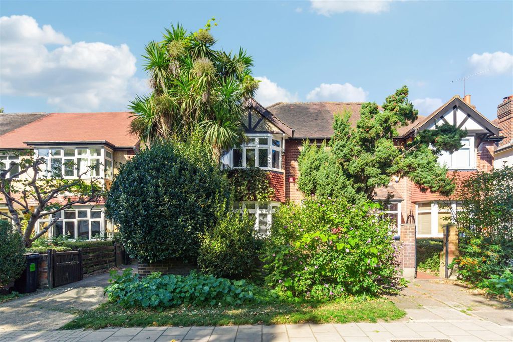 Property photo 1 of 14 Burlington Lane, W4 - For Sale