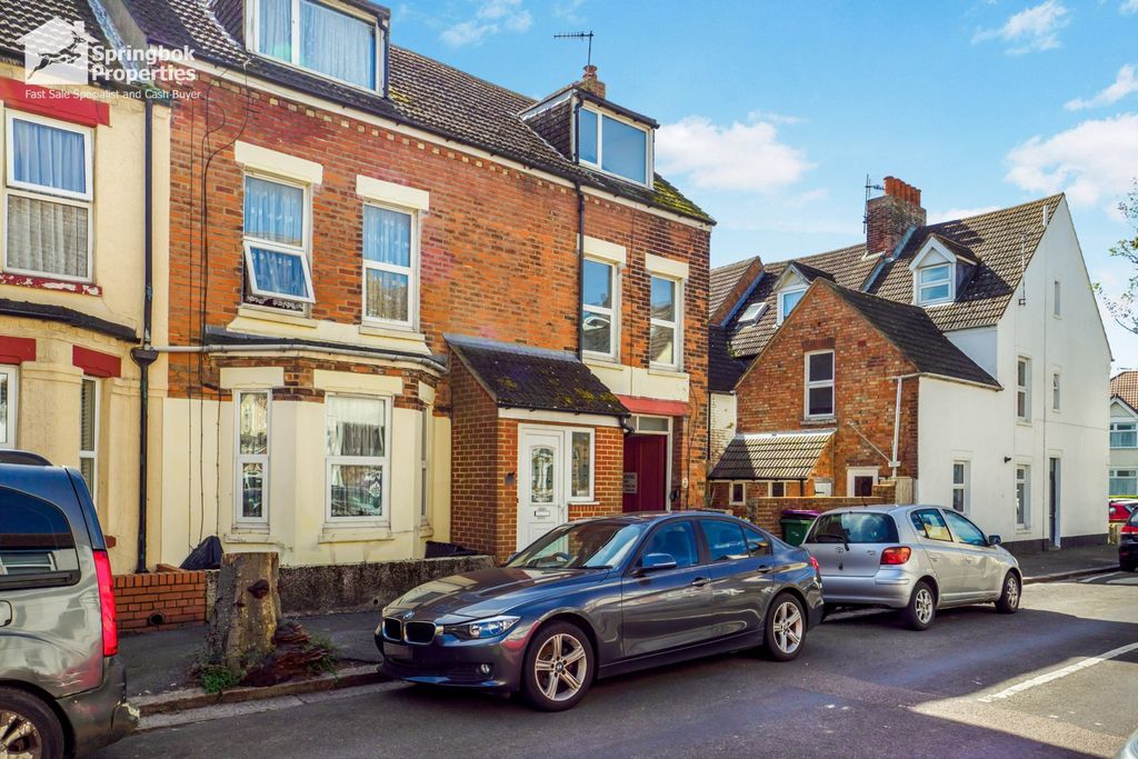 Property photo 1 of 14 Front View