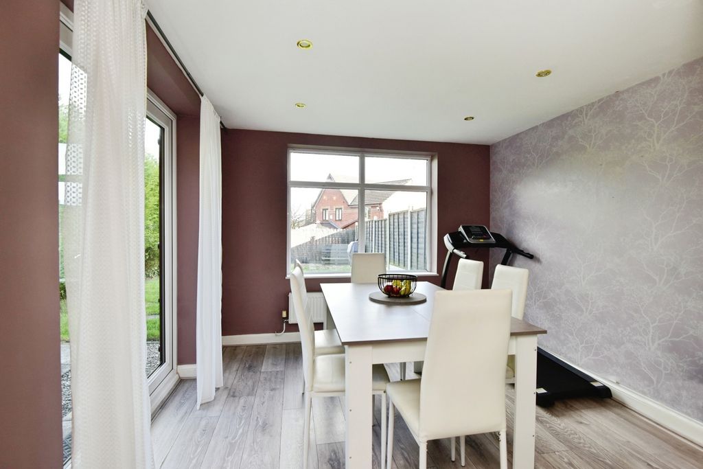 Property photo 1 of 13 Pbox-Img.Jpg