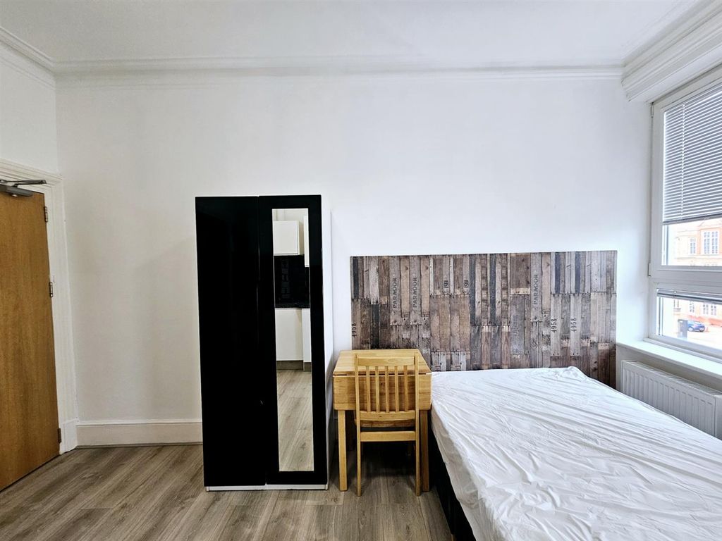 Property photo 3 of 11 20241003_113213.Jpg