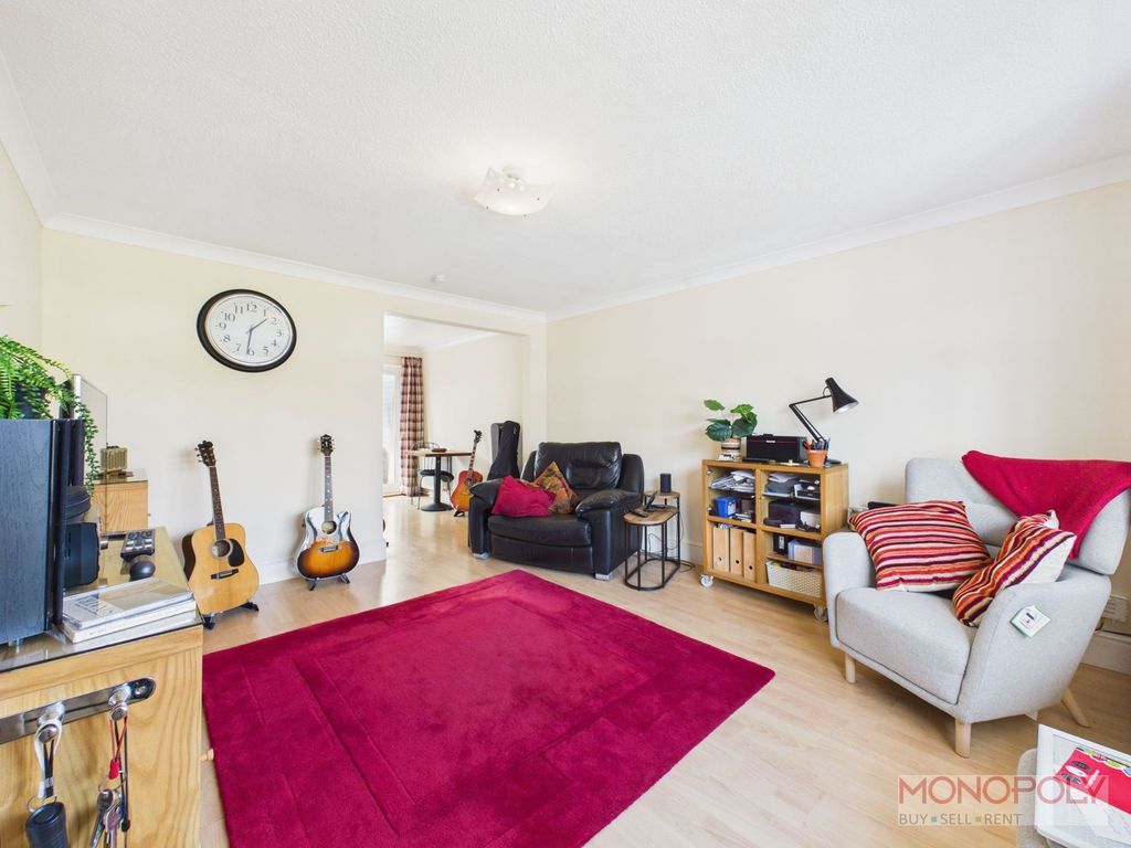 Property photo 3 of 21