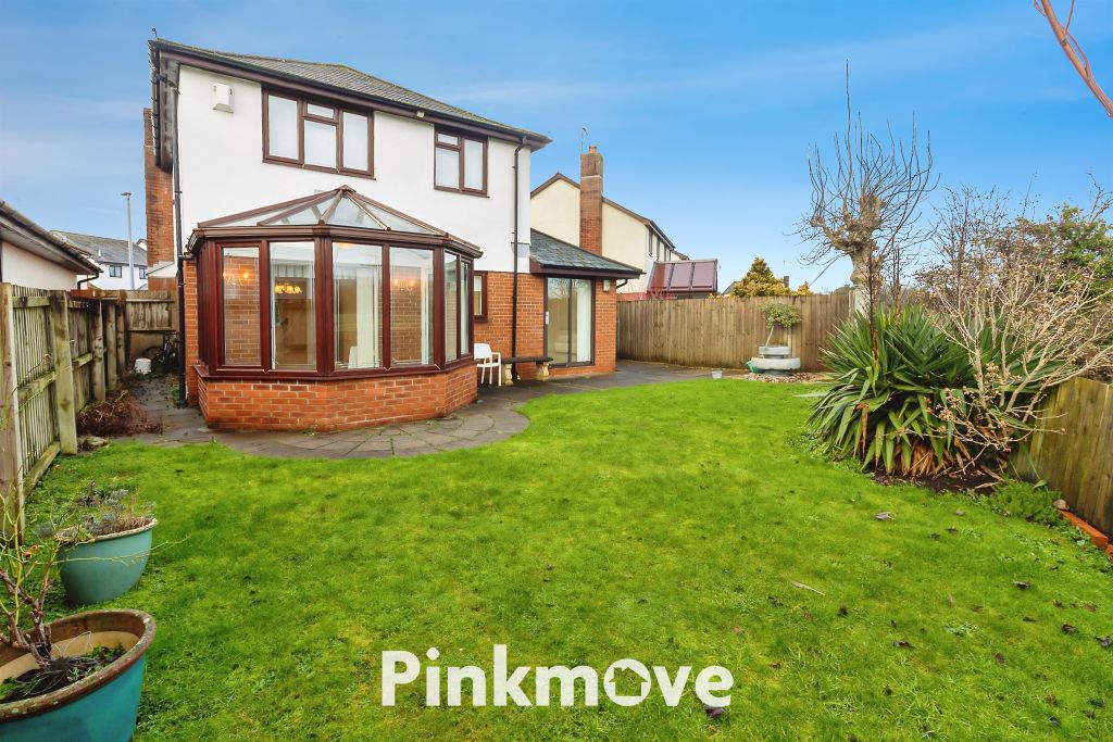 Property photo 2 of 26