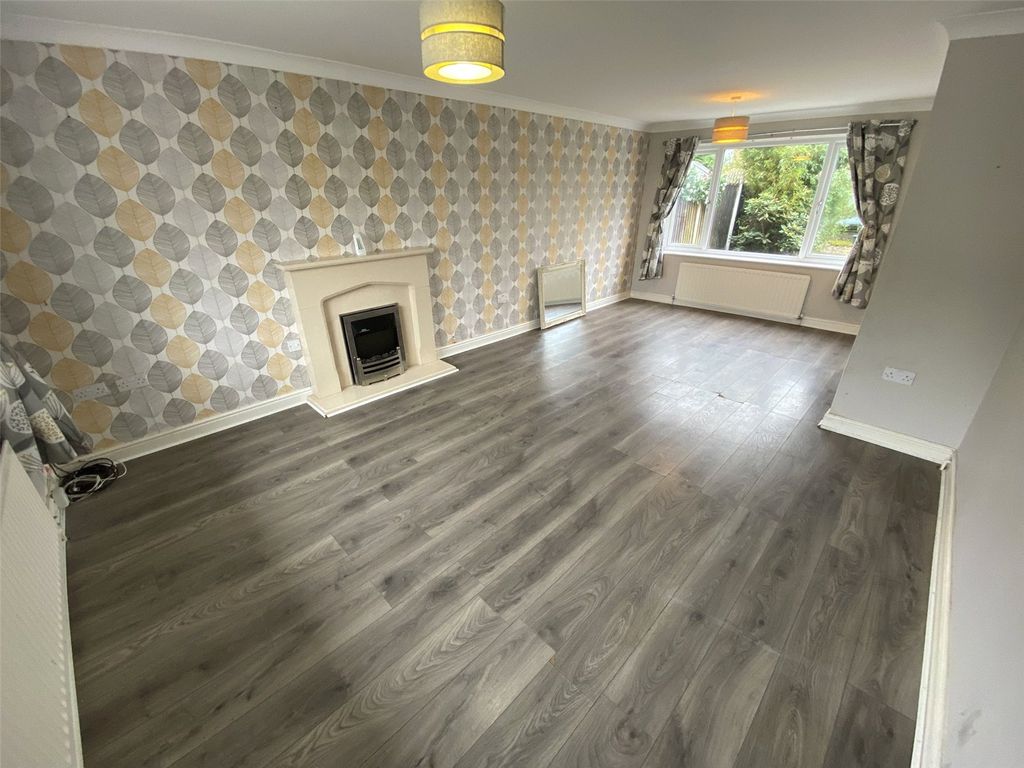 Property photo 3 of 15 Picture No. 24