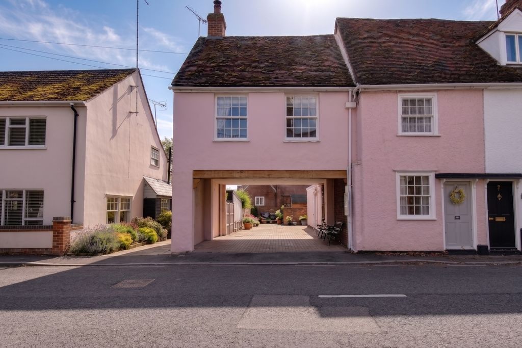 Property photo 1 of 12 Front