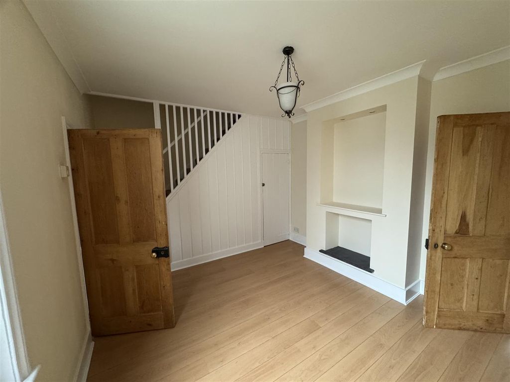 Property photo 3 of 6 Dining Room