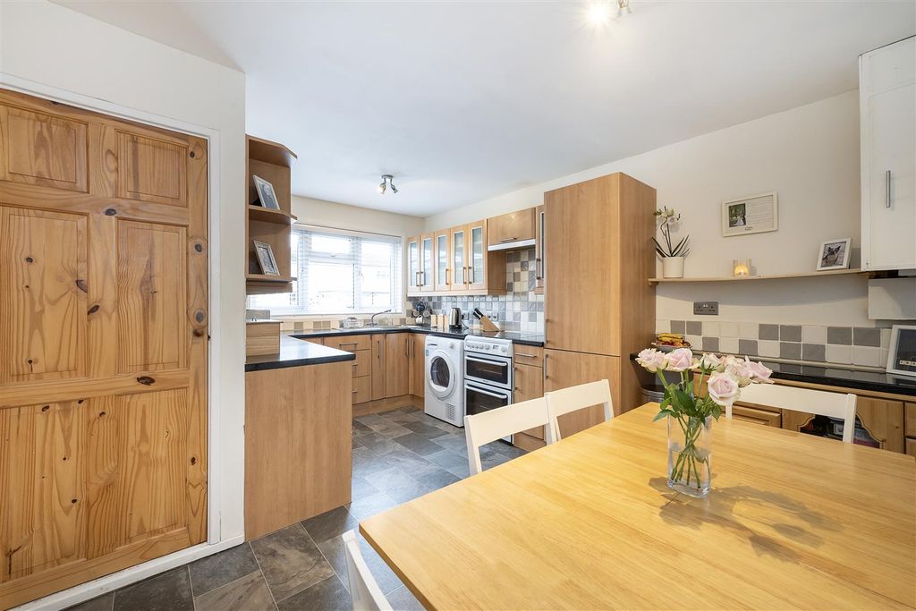 Property photo 2 of 12 8-Down-Edge-03.Jpg