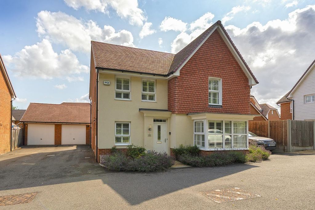 Property photo 1 of 18 1Rosebay01.Jpg