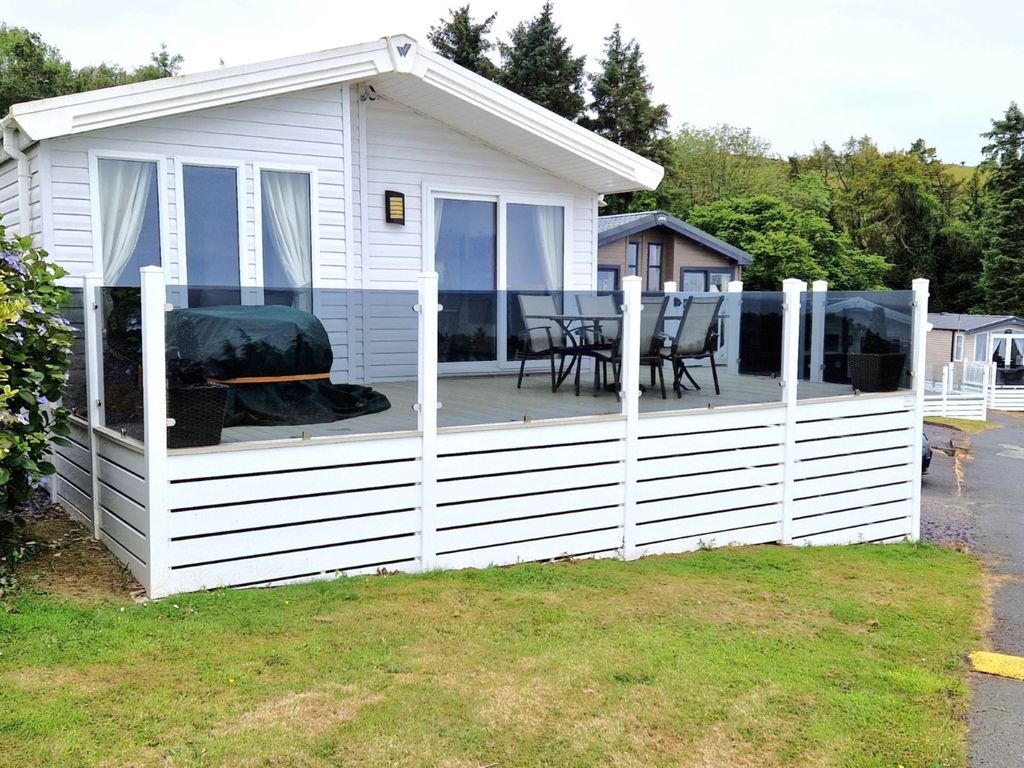 Property photo 3 of 28
