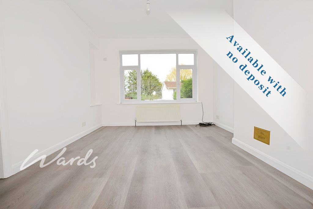 Property photo 2 of 8 057354Ef-Living 2...
