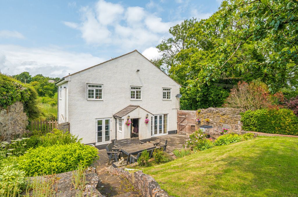 Property photo 2 of 30 1299226-2-68413Bf...