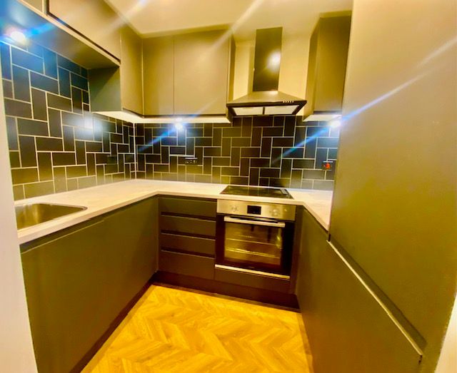 Property photo 2 of 28