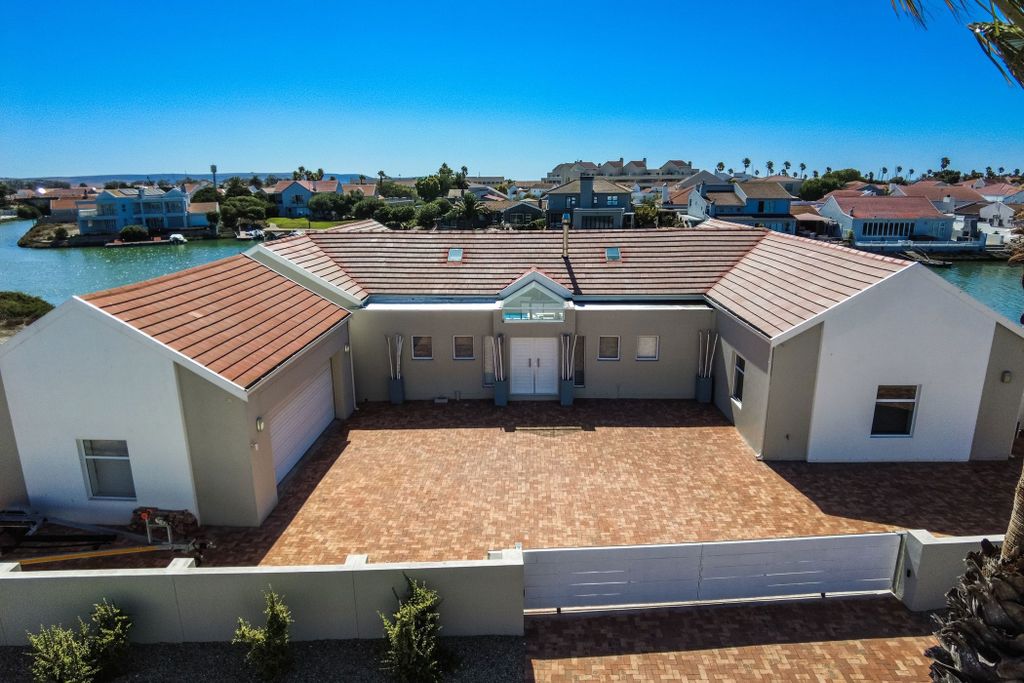 Property photo 2 of 55 La1689766