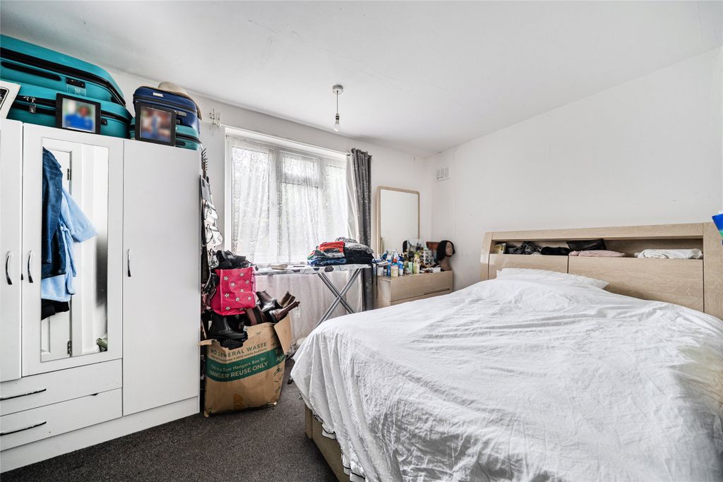 Property photo 2 of 16 Picture No. 03