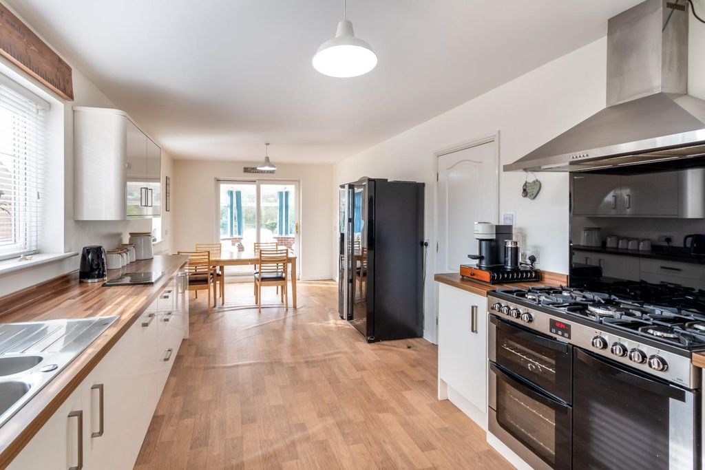 Property photo 2 of 27 Dsc_2986-Edit.Jpg