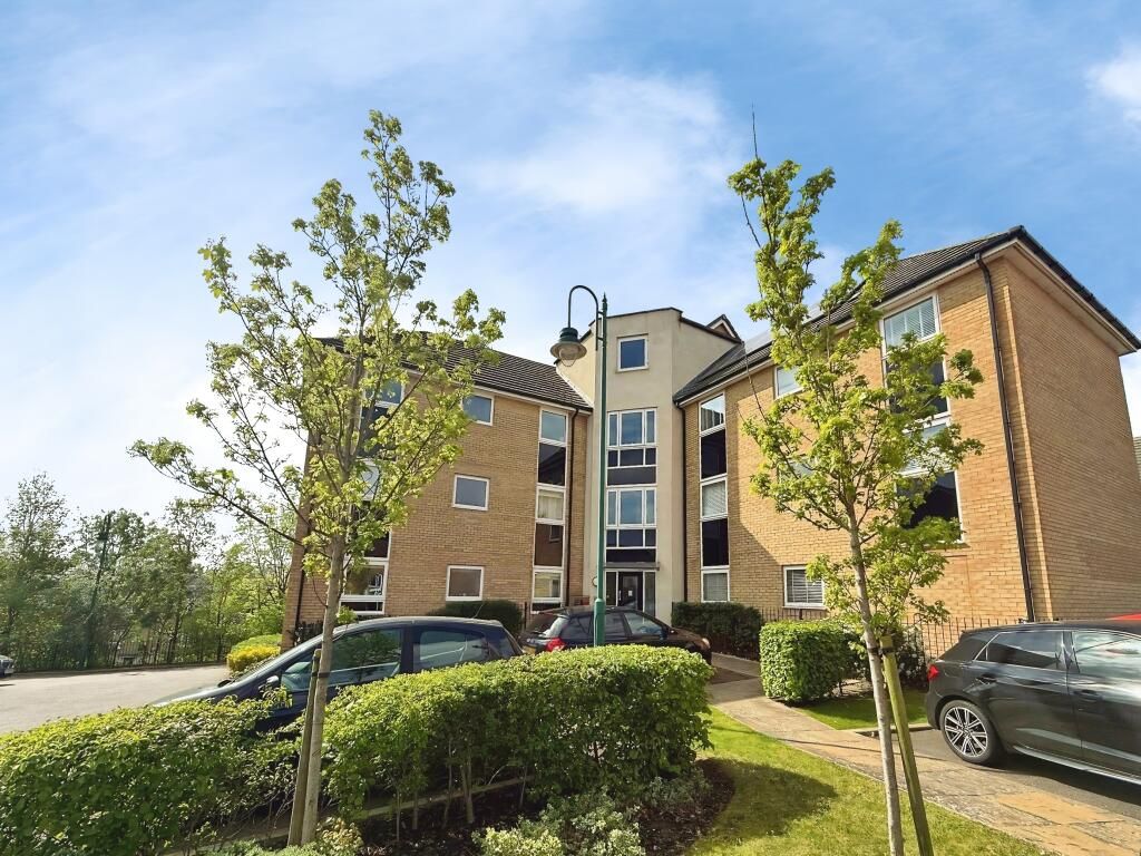 Property photo 1 of 8 Front