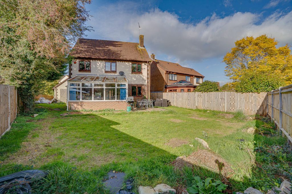 Property photo 3 of 16