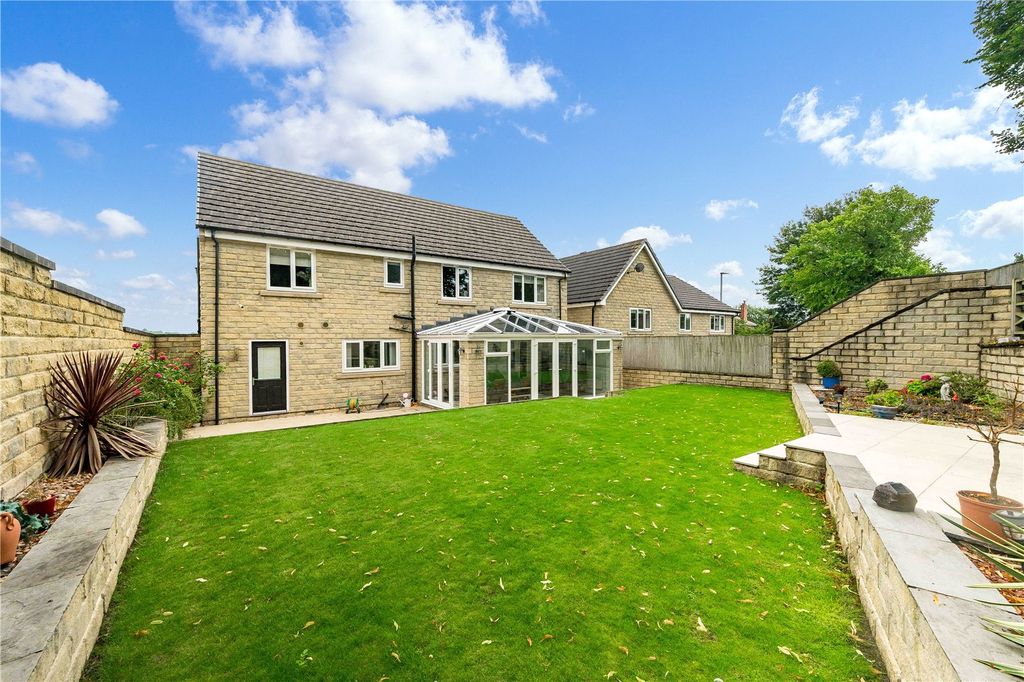 Property photo 2 of 25 Picture No. 33