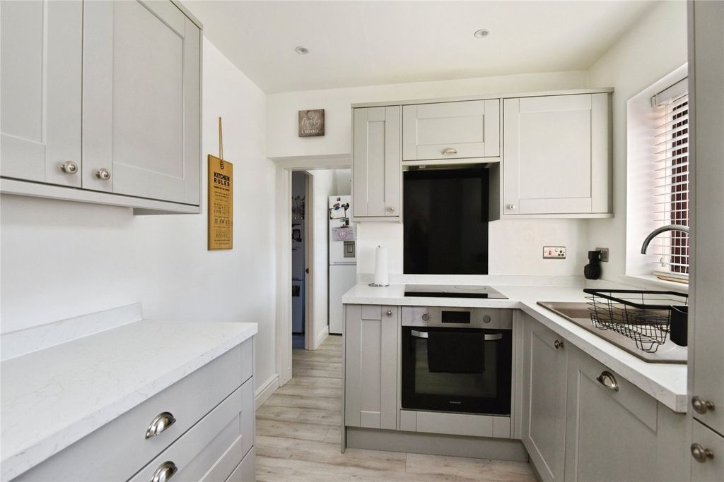 Property photo 2 of 16 Picture No. 46