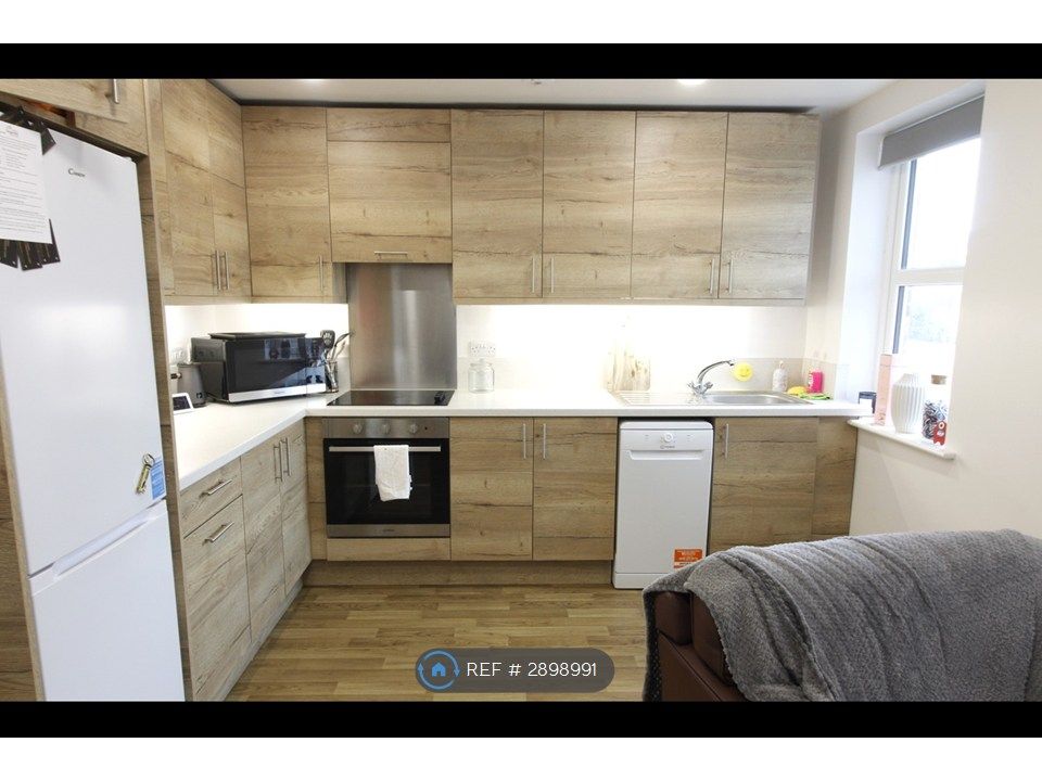 Property photo 2 of 6