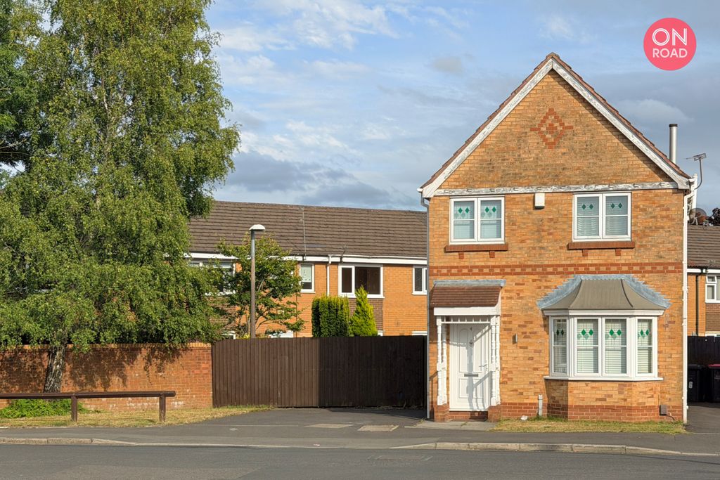 Property photo 2 of 31
