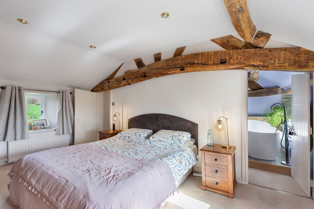 Additional image 38 of 3 bed property for saleOtley Road, Bingley BD16