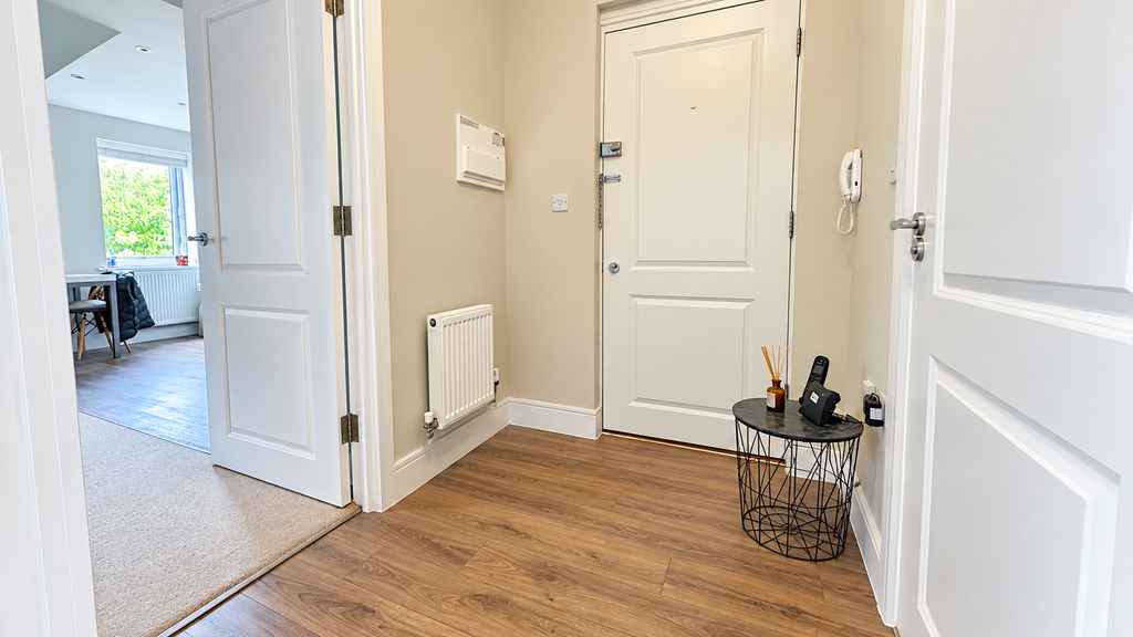 Property photo 2 of 11 C319E38F-47C0-4477-84CD-47F742D7431D