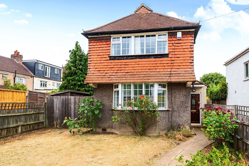 Property photo 1 of 11 1495310-3-6A5F8d9...