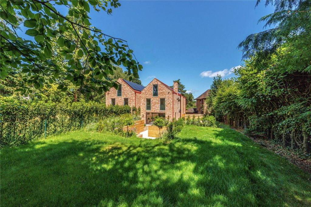 Property photo 1 of 26 Picture No. 05