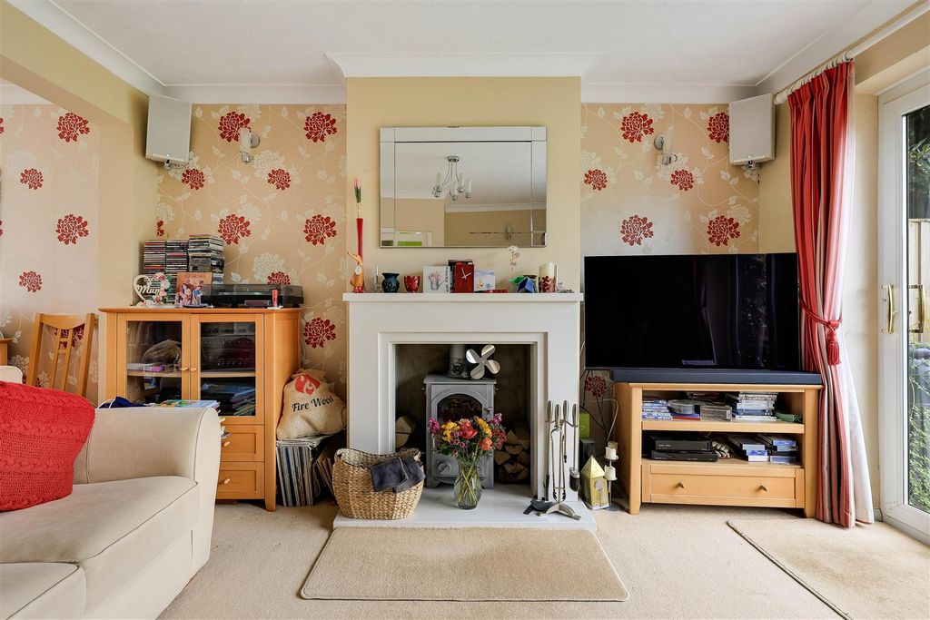 Property photo 3 of 22