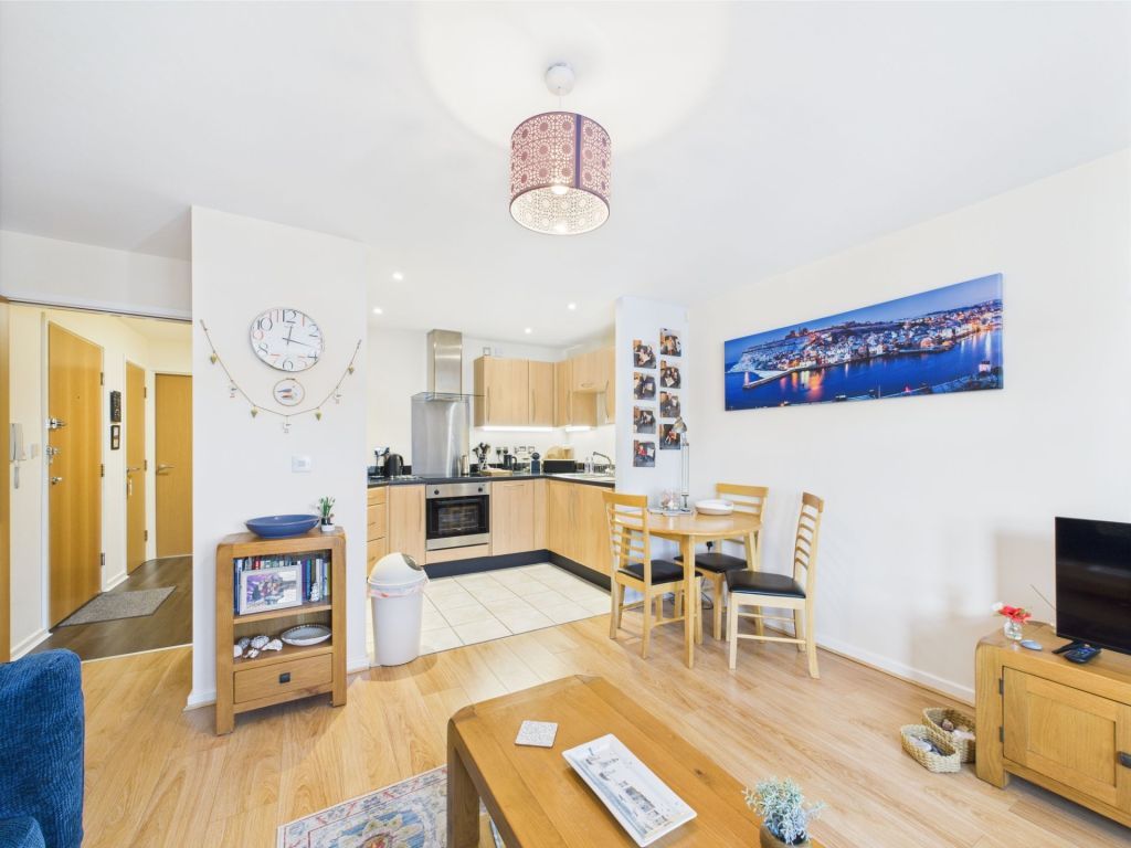 Property photo 3 of 13