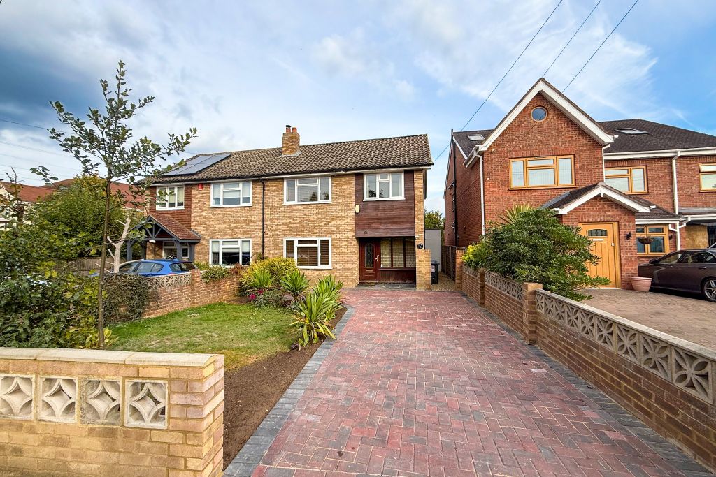 Property photo 1 of 12 Front