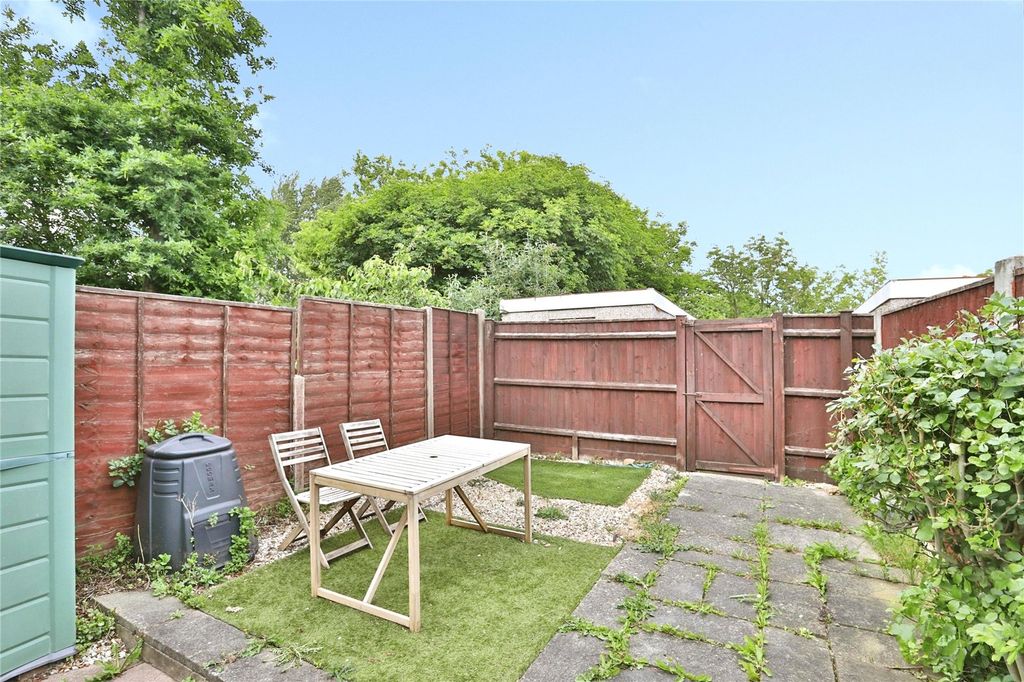 Property photo 2 of 24 Picture No. 39