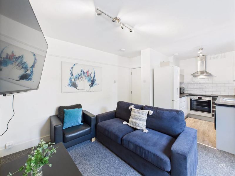 Property photo 3 of 11 Photo 2