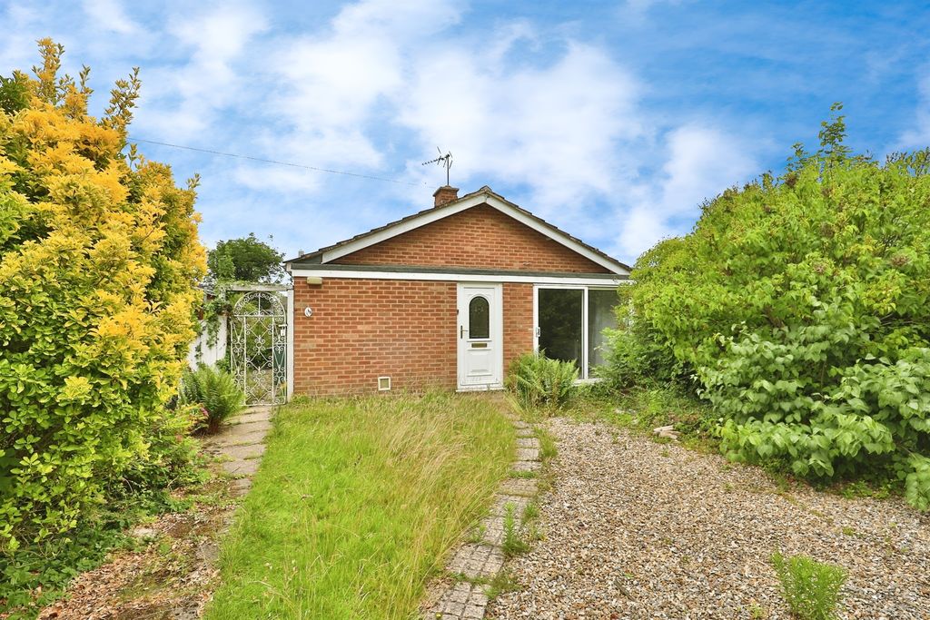 Property photo 1 of 17