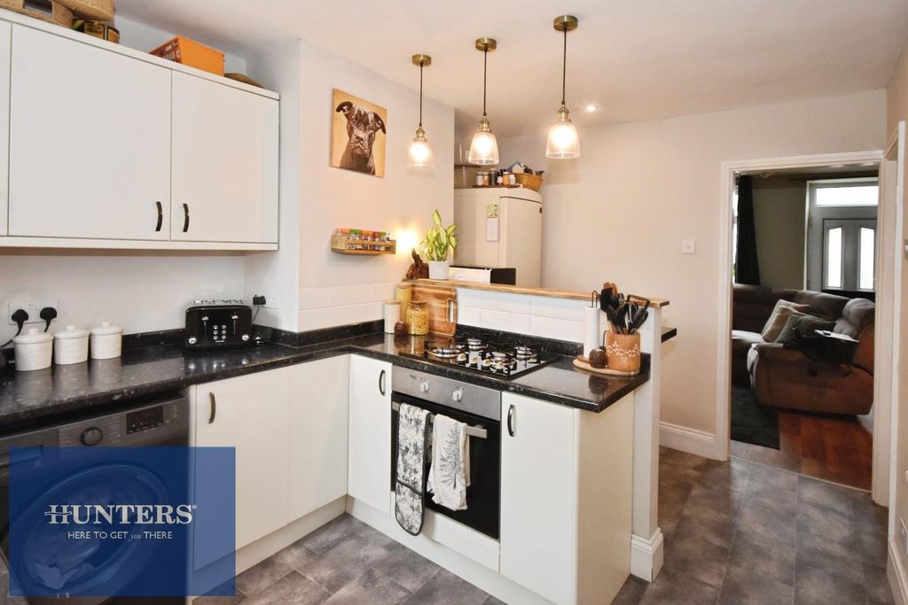 Property photo 2 of 13 Kitchen Diner 02.Jpg