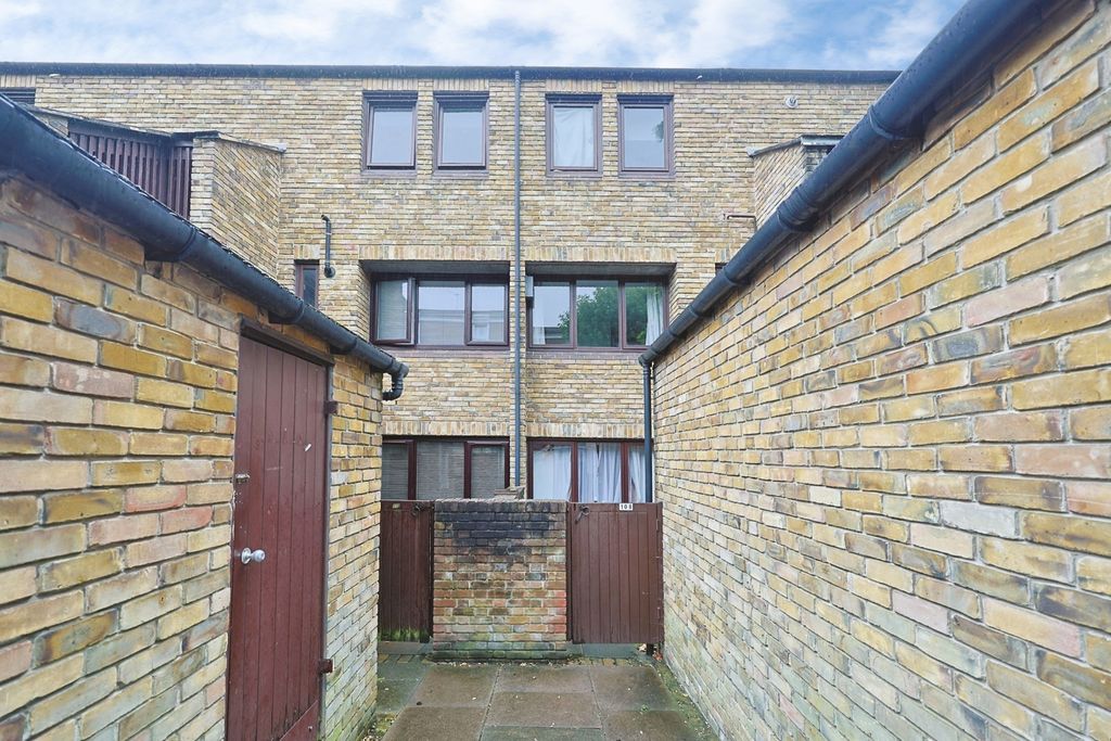 Property photo 2 of 39 Pbox-Img.Jpg