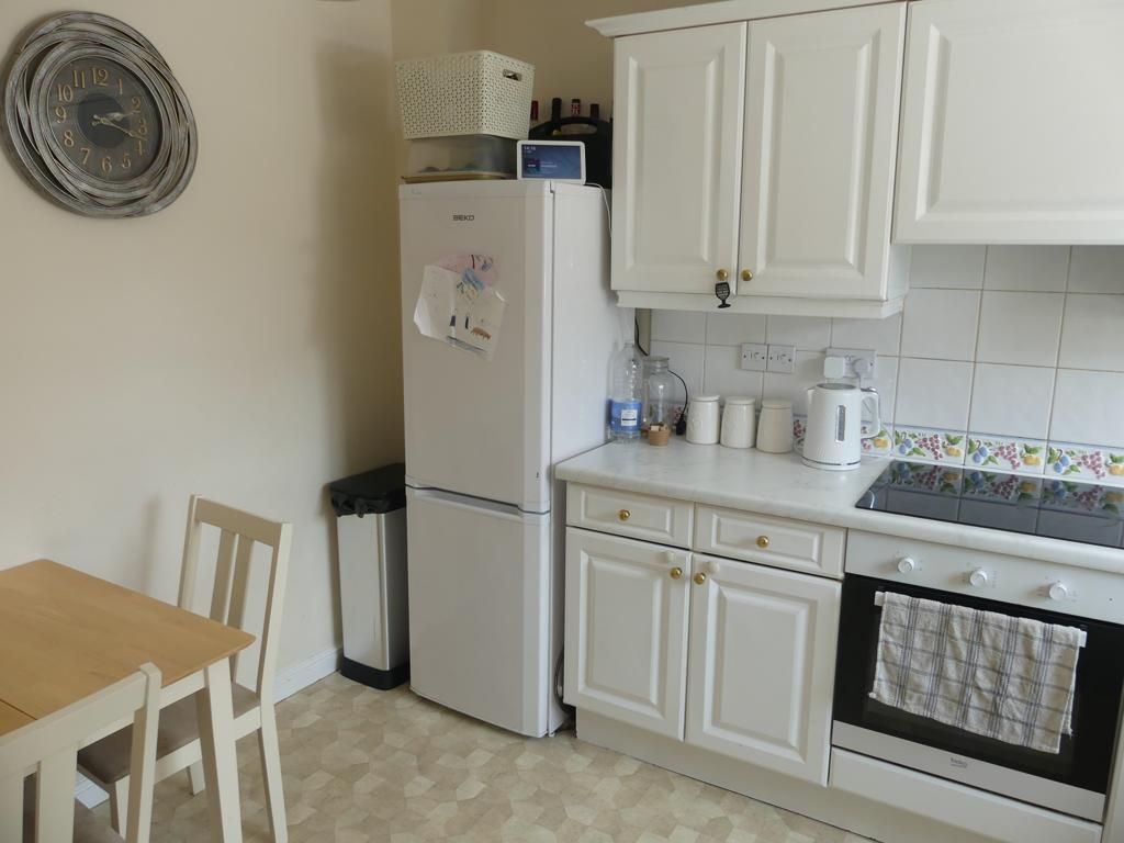 Property photo 2 of 14 Kit 1.Jpg